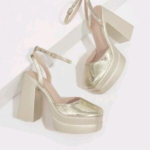 Shein | Gold Platform Heels size 9